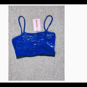 Lace Sports Bra from Misguided
